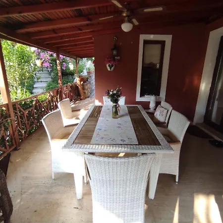 Kalimche Villa *